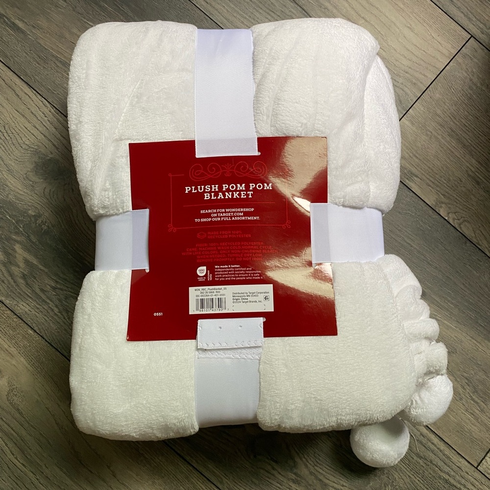 Plush White Pom Pom Blanket - Picture 6 of 7